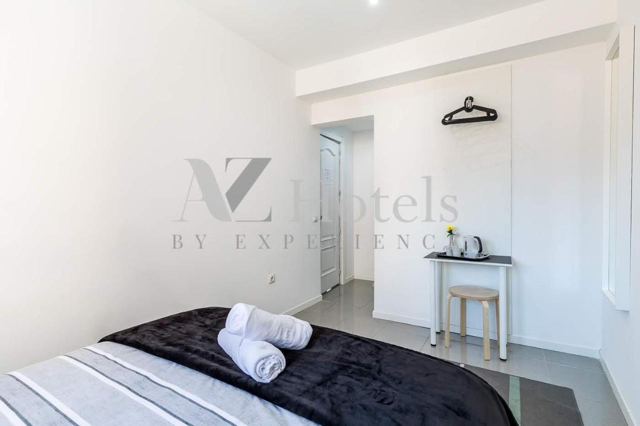Ayz Sierra De Meira - Auto Check-In Property (Adults Only) Madrid Dış mekan fotoğraf